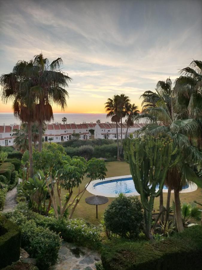 Appartement Met Zeezicht En Vlakbij Het Strand Manilva Extérieur photo
