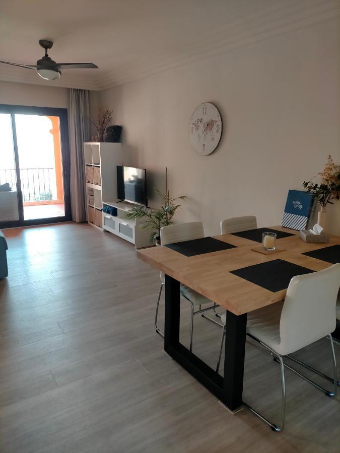 Appartement Met Zeezicht En Vlakbij Het Strand Manilva Extérieur photo