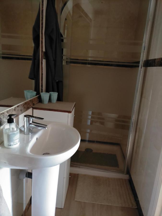 Appartement Met Zeezicht En Vlakbij Het Strand Manilva Extérieur photo