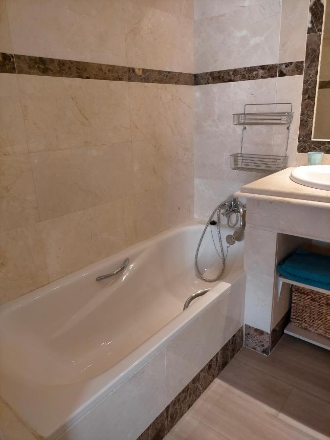 Appartement Met Zeezicht En Vlakbij Het Strand Manilva Extérieur photo