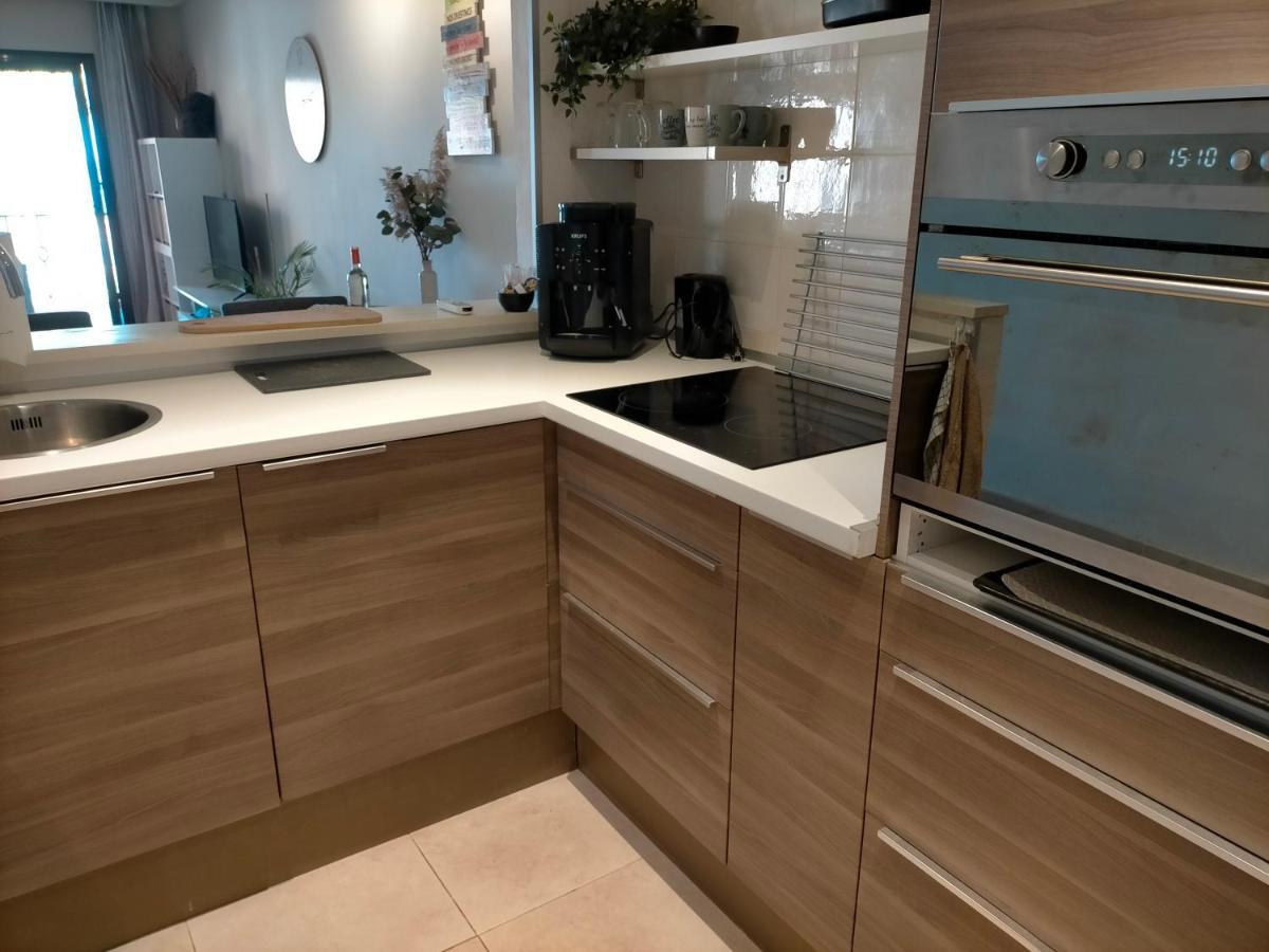 Appartement Met Zeezicht En Vlakbij Het Strand Manilva Extérieur photo